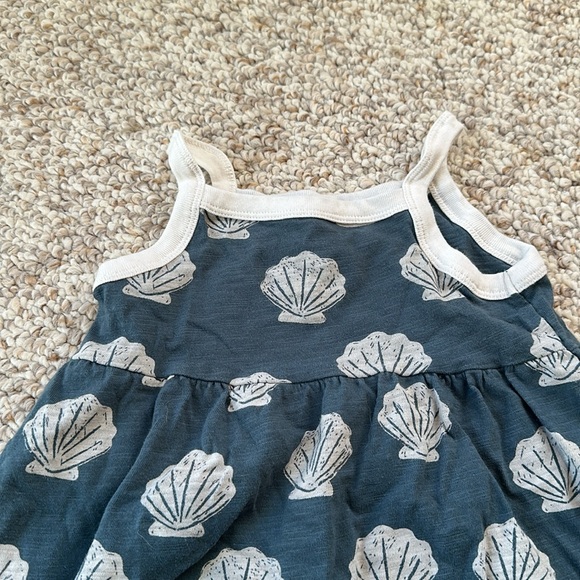 Little Co. seashell dress - Picture 2 of 4